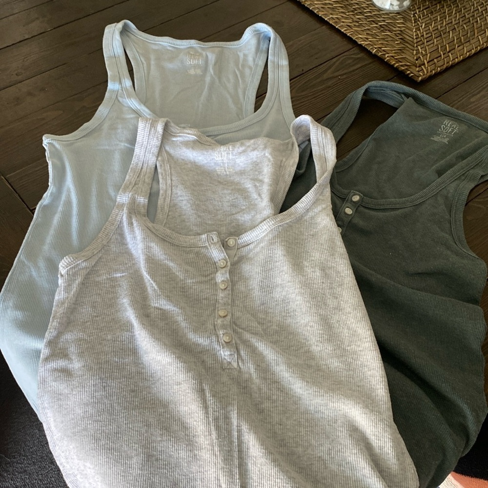 Aerie real soft tank tops